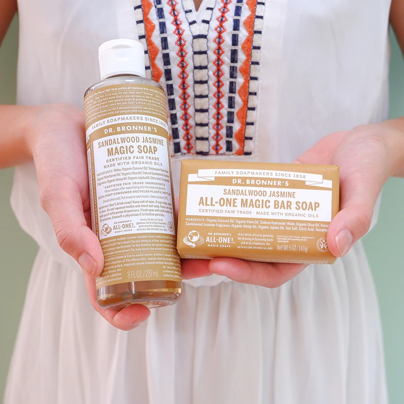 Dr. Bronner's santalų ir jazminų muilo gabaliukas