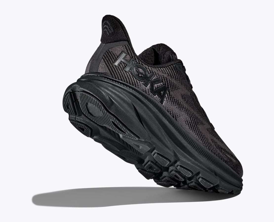 UOMO Clifton 9