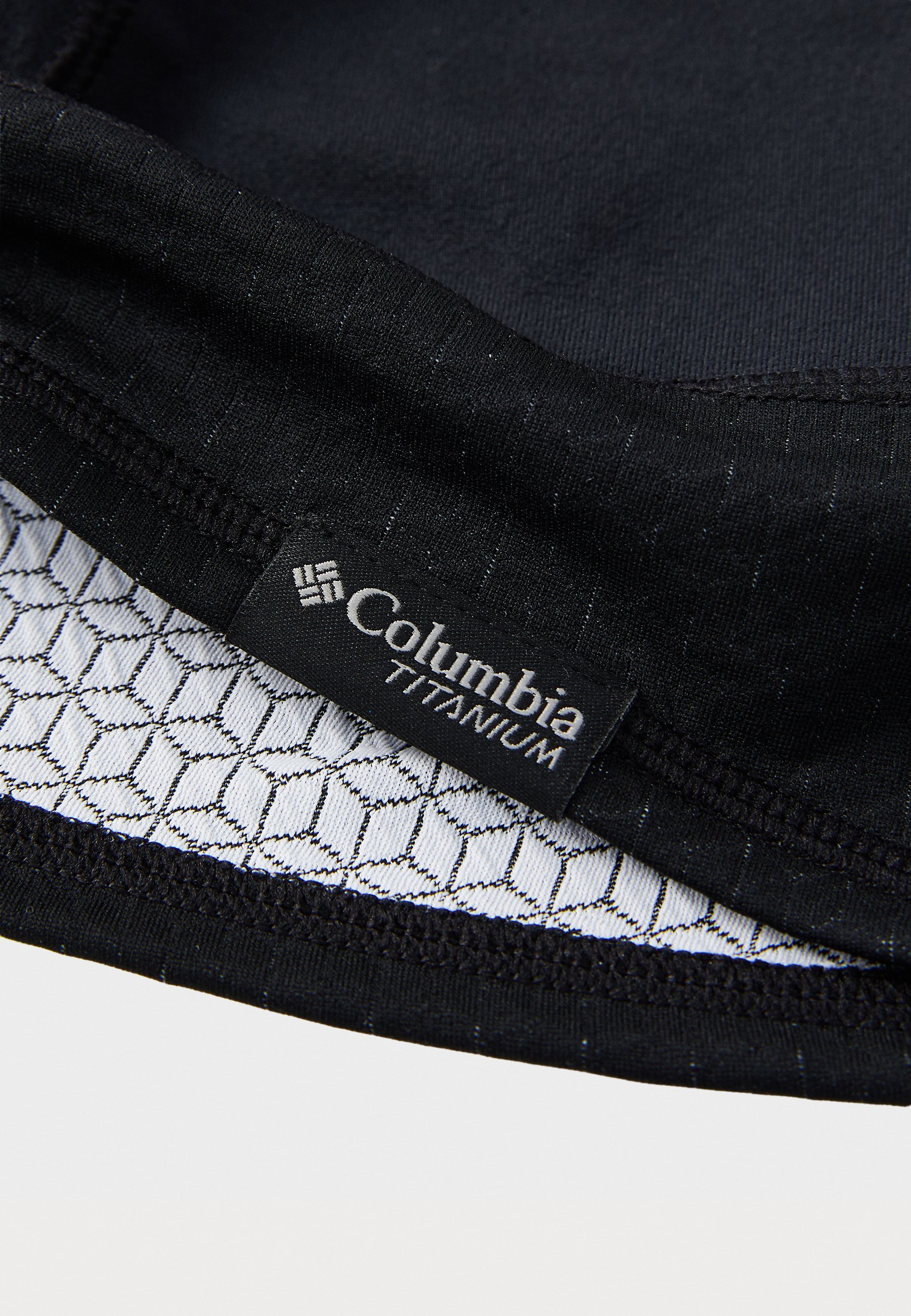 Bonnet Columbia TITANIUM™ PERFORMANCE - Noir