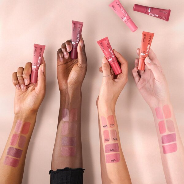 Catrice Blush Affair 060 Berry Bliss течно руменило 10ml