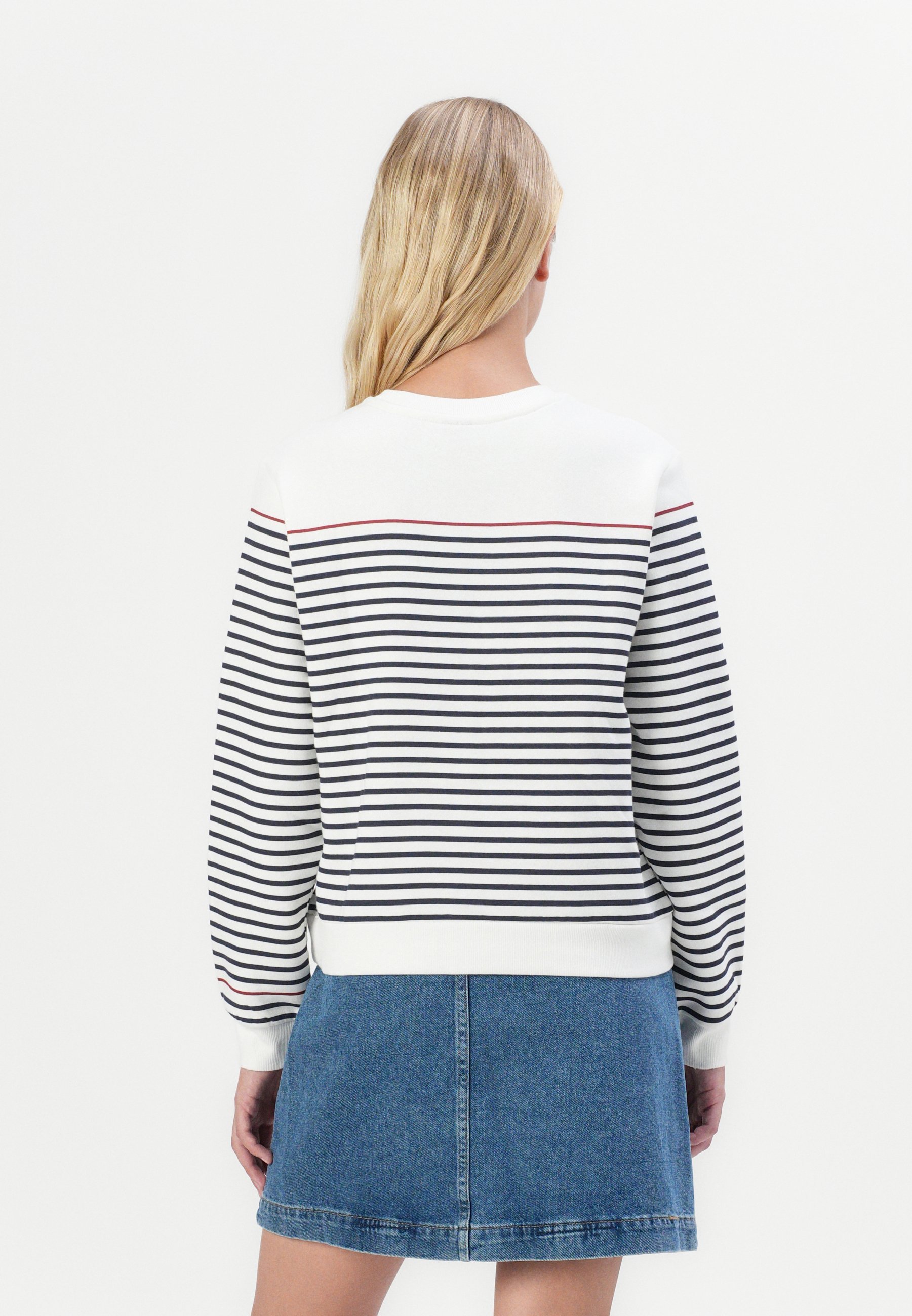 Vero Moda VMFERNANDA BOX - Sweatshirt - cloud dancer