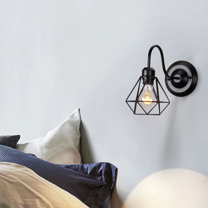 Aplique de pared industrial retro vintage para interiores - WOTTES - 4 bombillas - Casquillo E27 - Metal negro