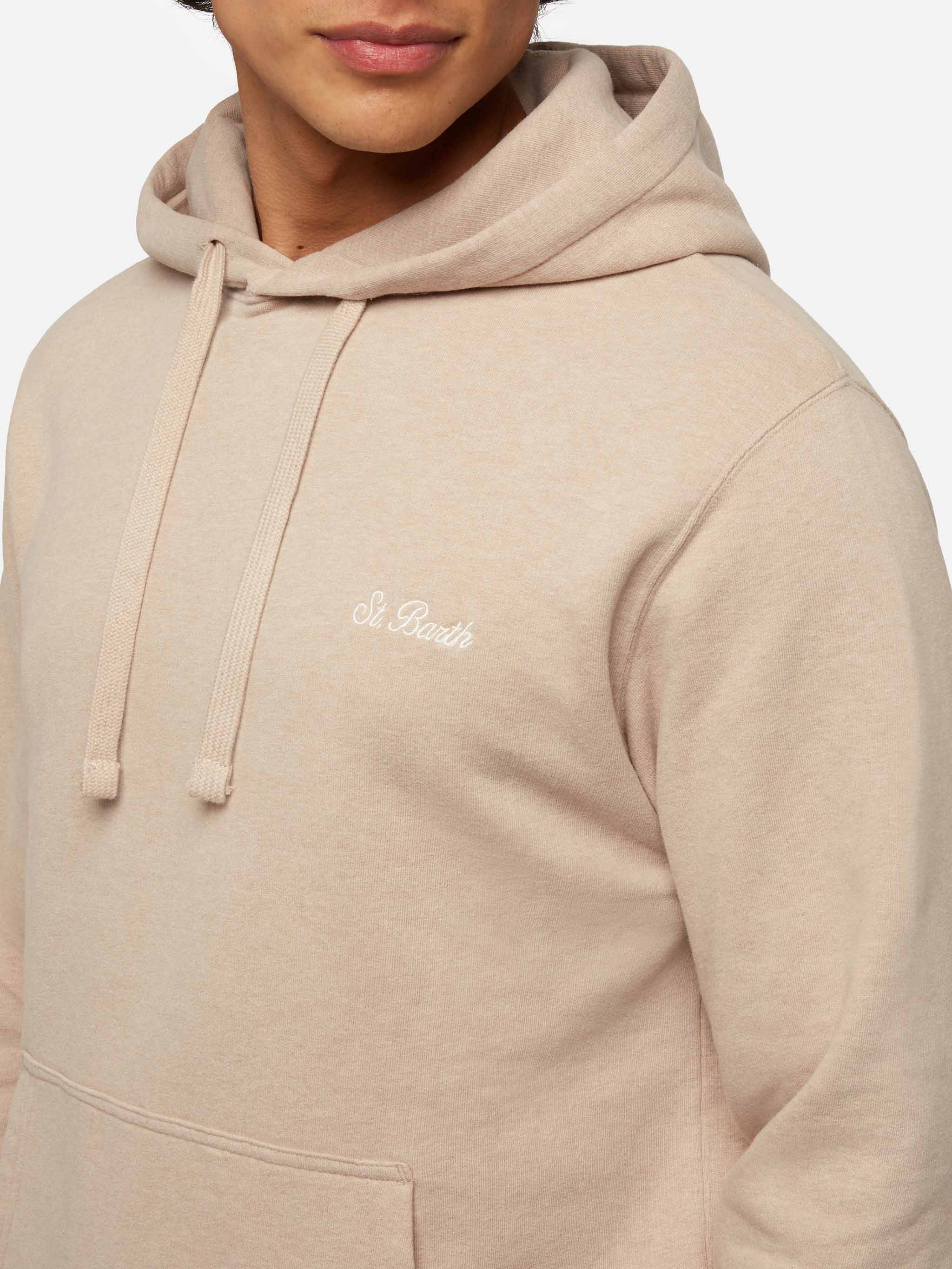 Tribeca beige sweatshirt met St. Barth-borduurwerk.