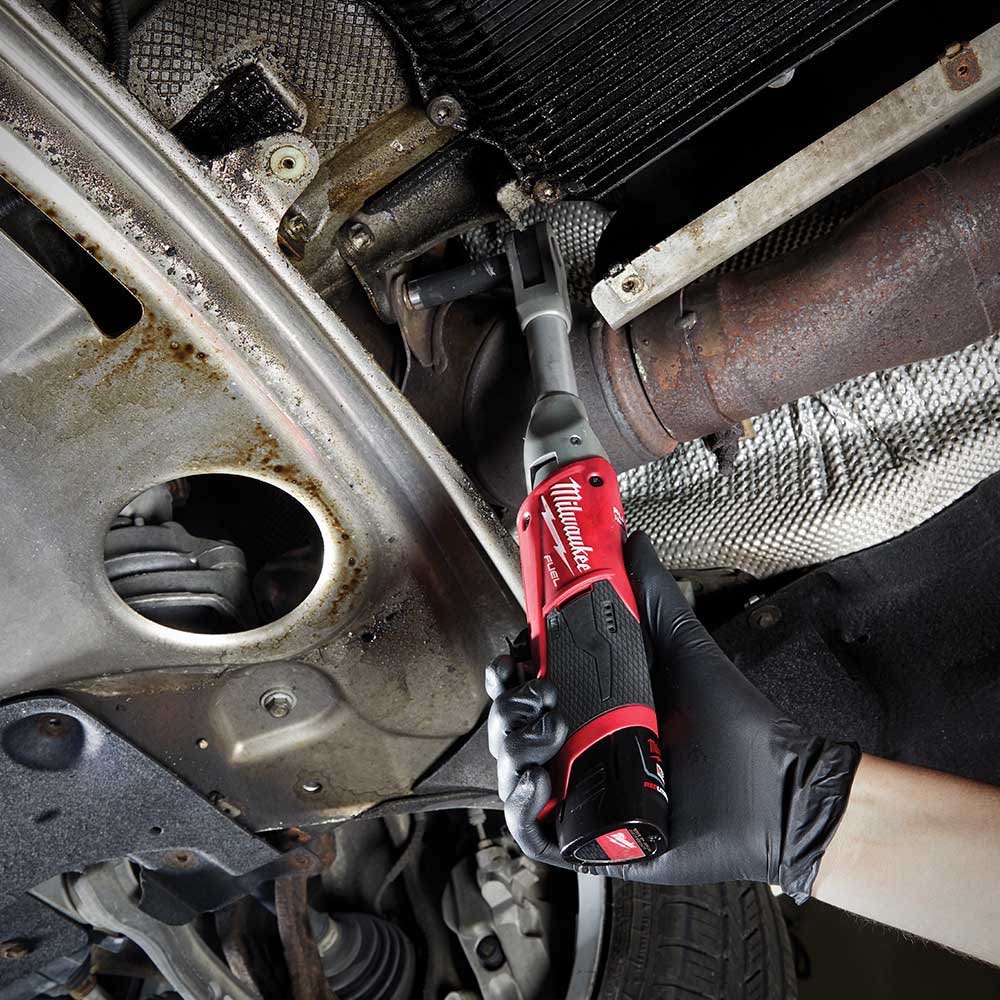 Chave de catraca de longo alcance MILWAUKEE FUEL™ 12V 3/8