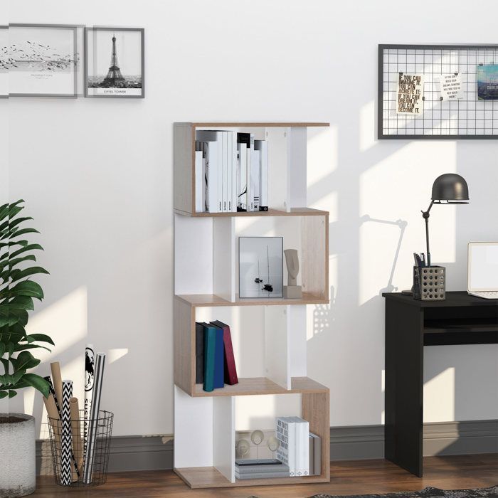 Boekenkast - HOMCOM - 4-laags S-vormig opbergmeubel voor woonkamer/slaapkamer - hout - 60x24x148cm - naturel wit