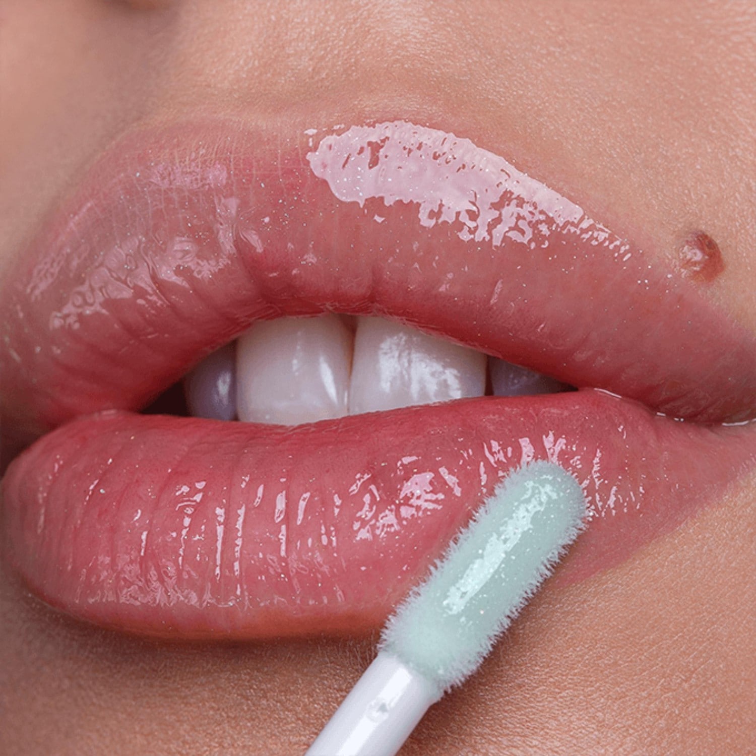 Catrice Volumizing Extreme Lip Booster gloss volumateur extrême 040 Trick Or Treat