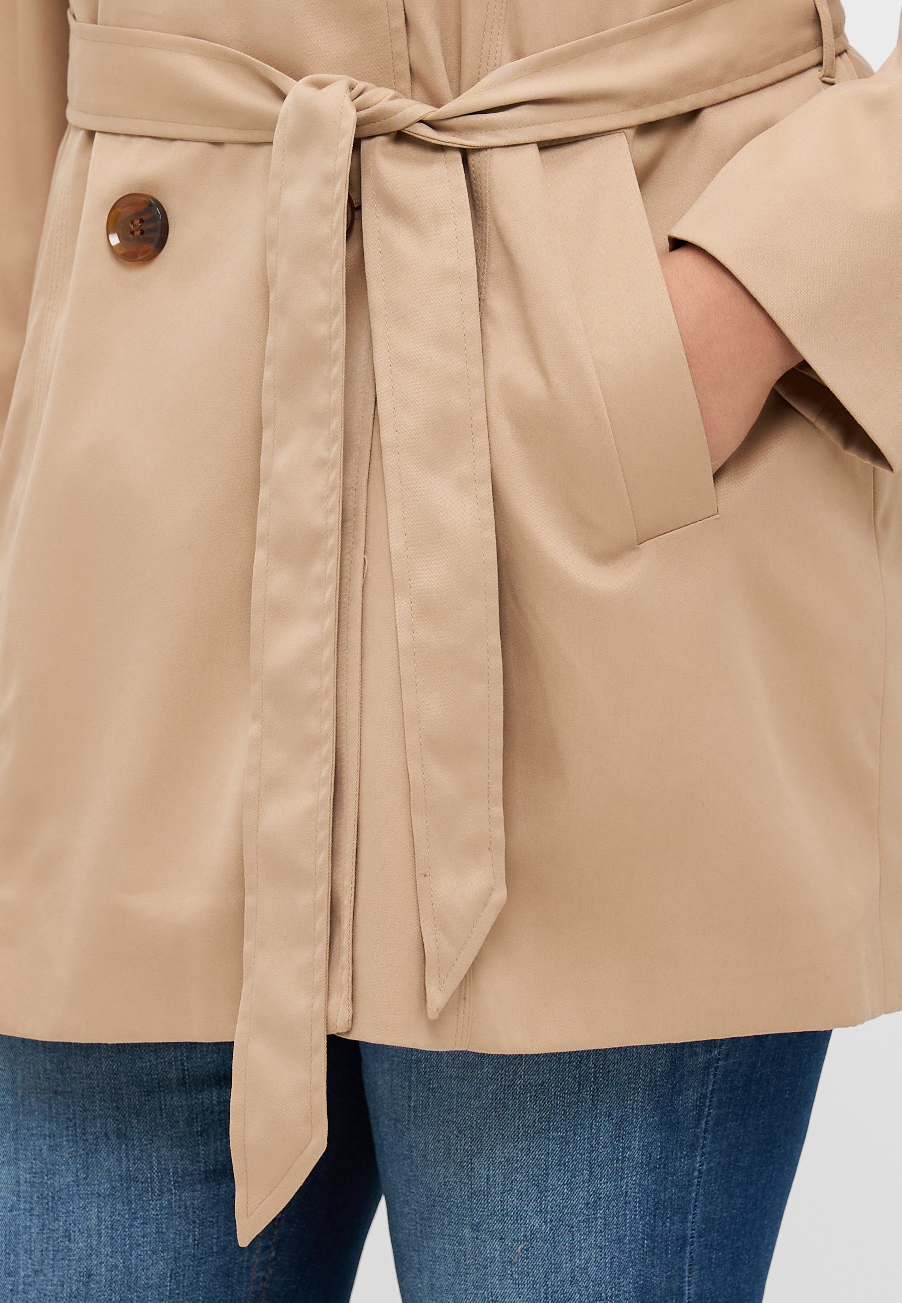 ALLEEN Carmakoma CARVALERIE - Trenchcoat - gemberwortel