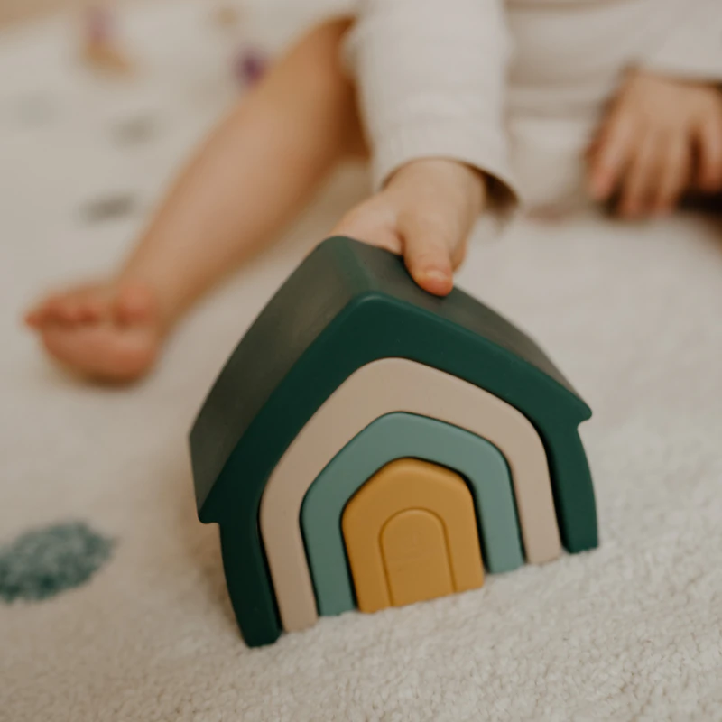 Vzdelávacia hračka Petite&Mars House 12m+
