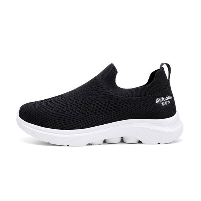 Unisex leisure shoes for seniors, ideal for hiking, running and fitness.