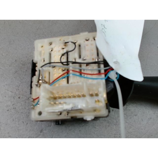 Ruitenwisserbediening voor Renault Captur Fase 1 2013-... 8201168016 - D1-751358 Gebruikte onderdelen