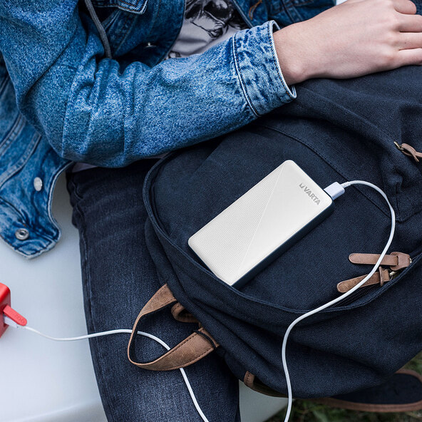 Energy power bank, including charging cable, 5,000 mAh