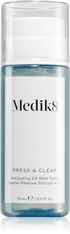 Medik8 Press & Clear nežno piling tonik zagotavlja postopno sproščanje