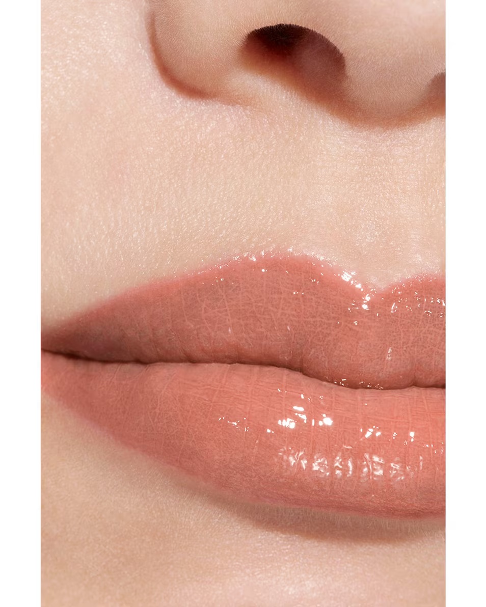 CHANEL ROUGE COCO FLASH BOJA, SJAJ, INTENZITET U TRENUTKU