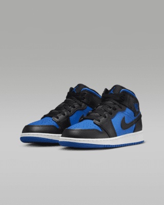 Air Jordan 1 Mid Older Kids' Shoes