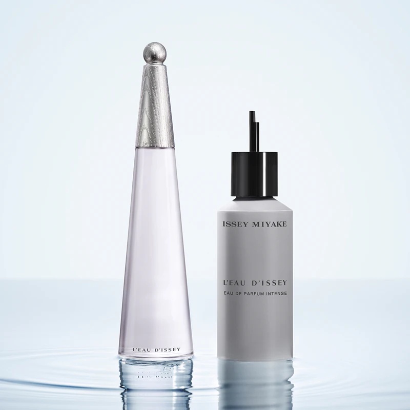 Issey Miyake L'Eau d'Issey Intense Eau de Parfum uzpilde sievietēm