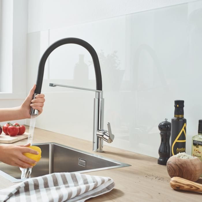 Rubinetto da cucina GROHE Feel, con doccetta estraibile, bocca a U, deviatore a 2 getti, 31489000