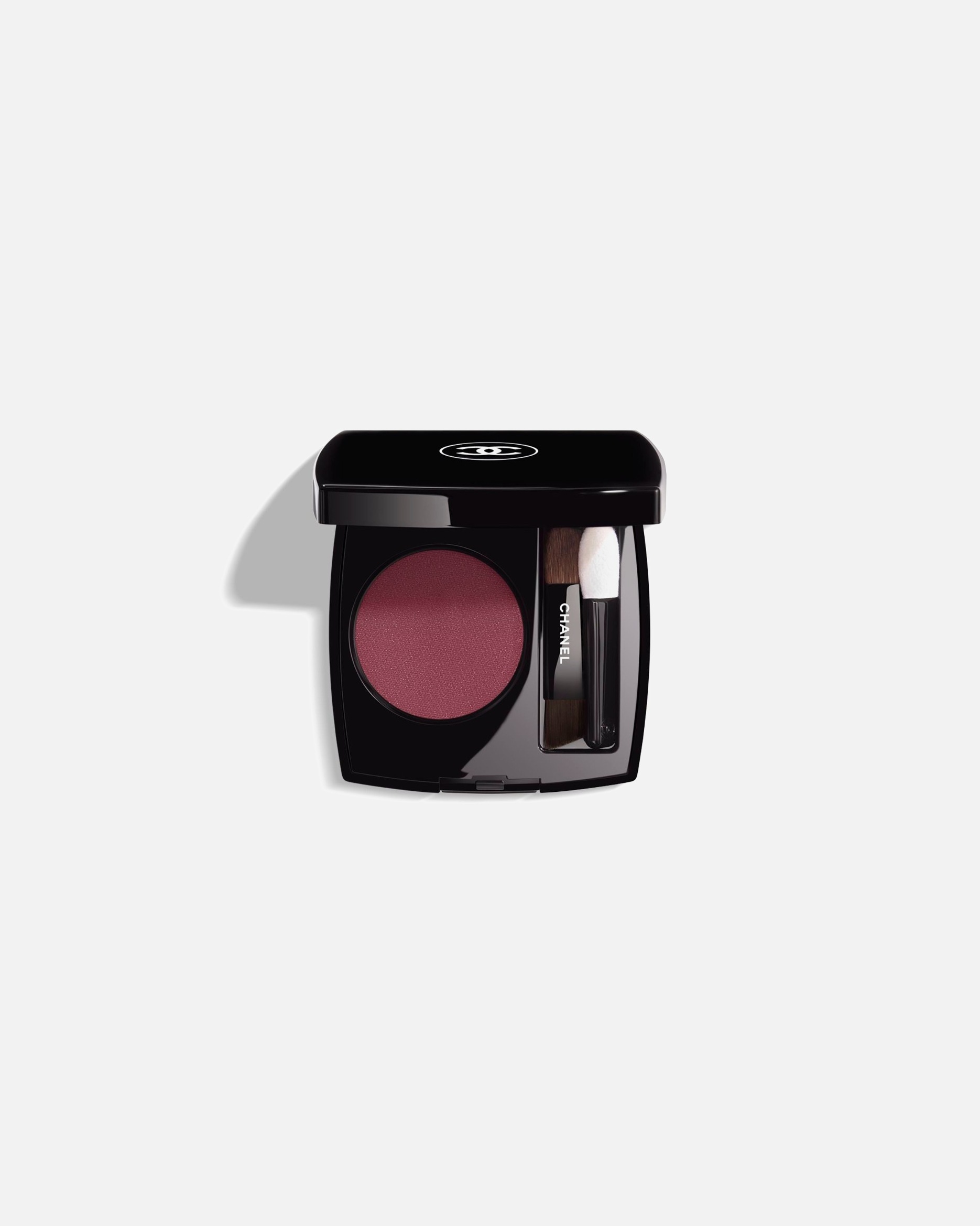 CHANEL sjenilo za oči OMBRE ESSENTIELLE - 2,2 g