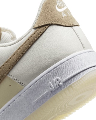 Nike Air Force 1 '07 LV8 Herenschoenen