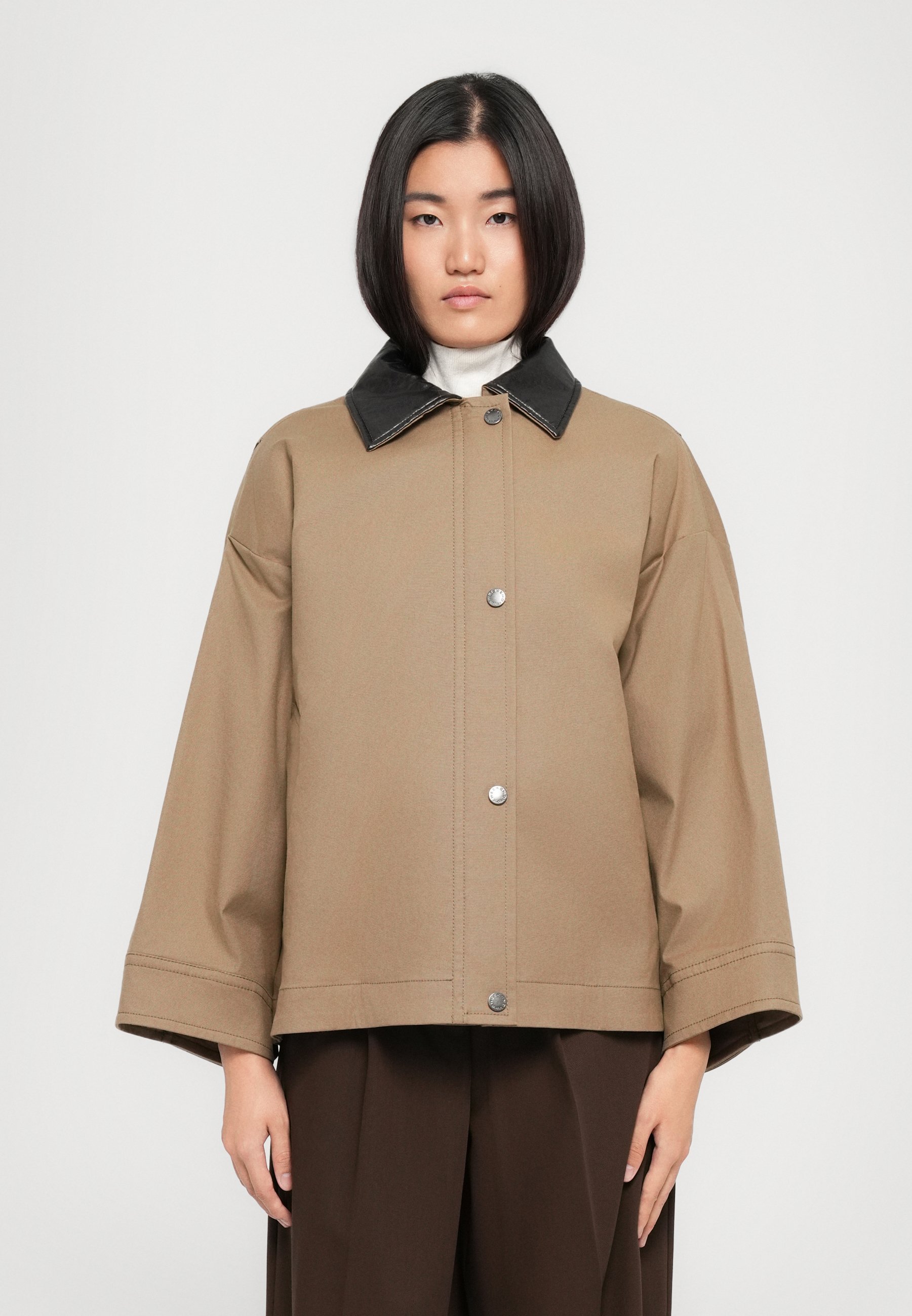 VIKEND MaxMara DOREMA - Lagana jakna - deserto