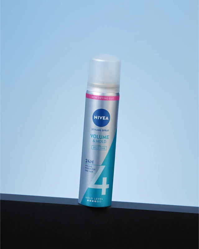 NIVEA lak za lase Volume Care