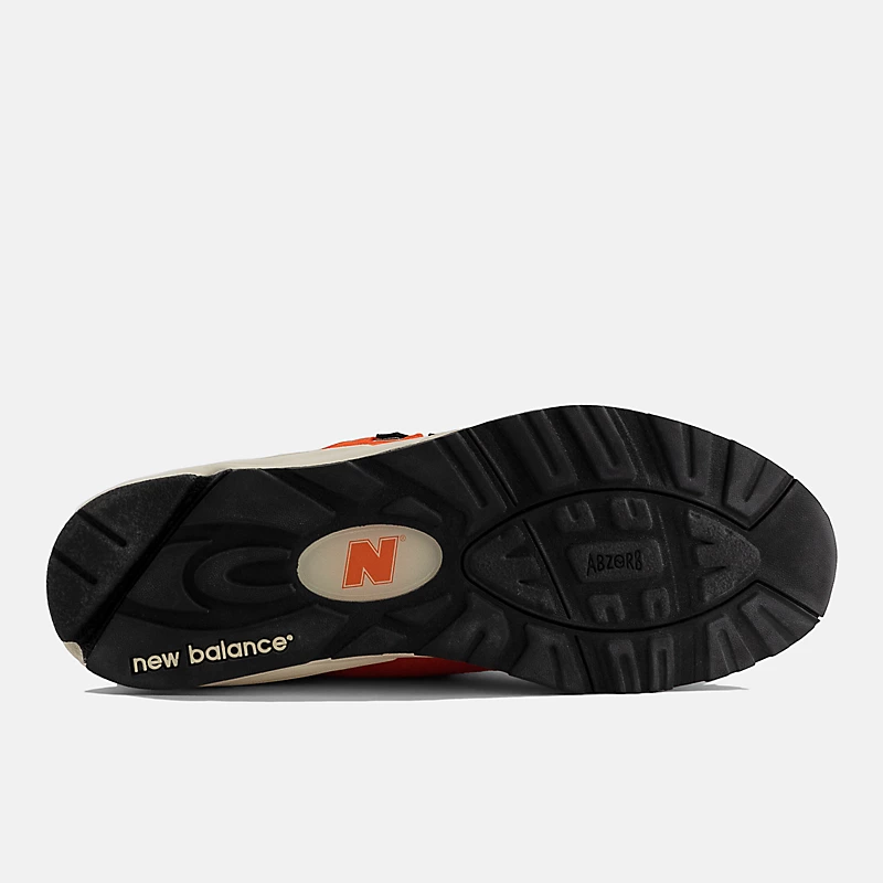 Pánské boty MADE in USA 990v2 - Marigold s černou