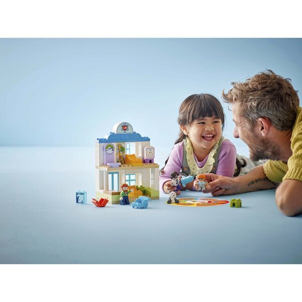 LEGO DUPLO 10449 Pirmā diena pie ārsta<br>