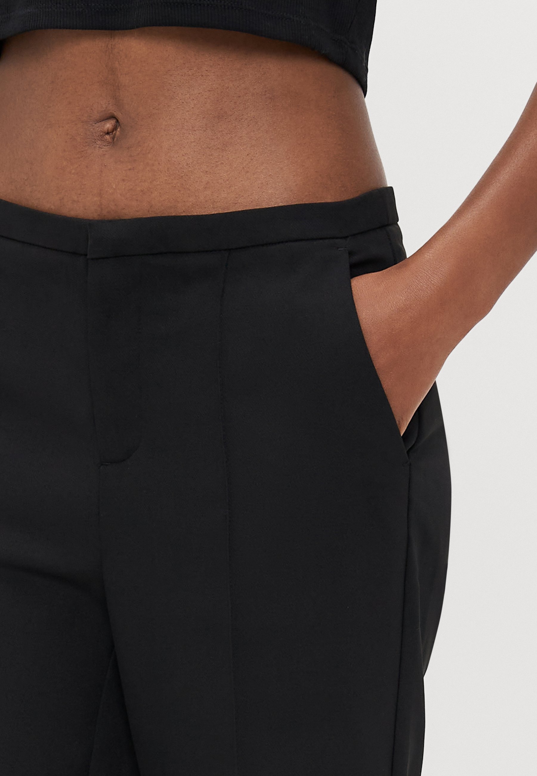 Gina Tricot Petite BOOTCUT BROEK - Broek - zwart