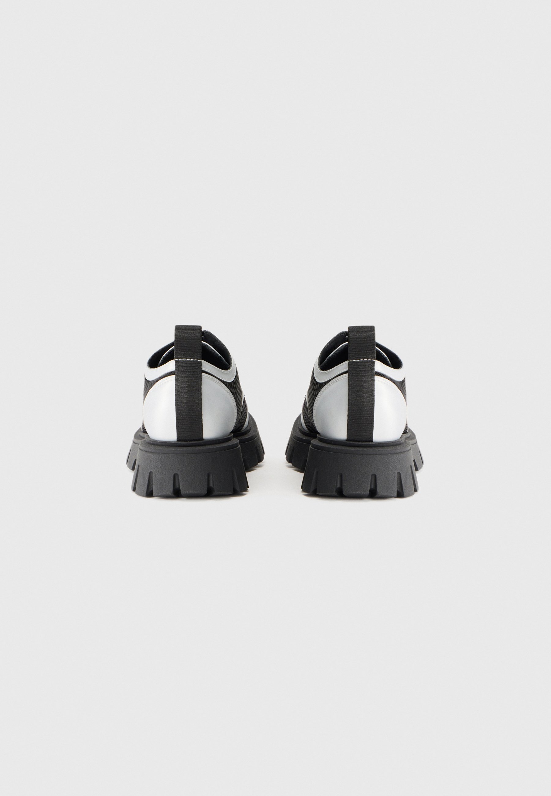 Marni UNISEX - Scarpe stringate - nere/argento