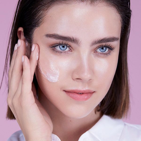 „Hydra Zen Gel“ drėkinamasis kremas nuo streso Prabangūs drėkikliai ir maitinamosios medžiagos