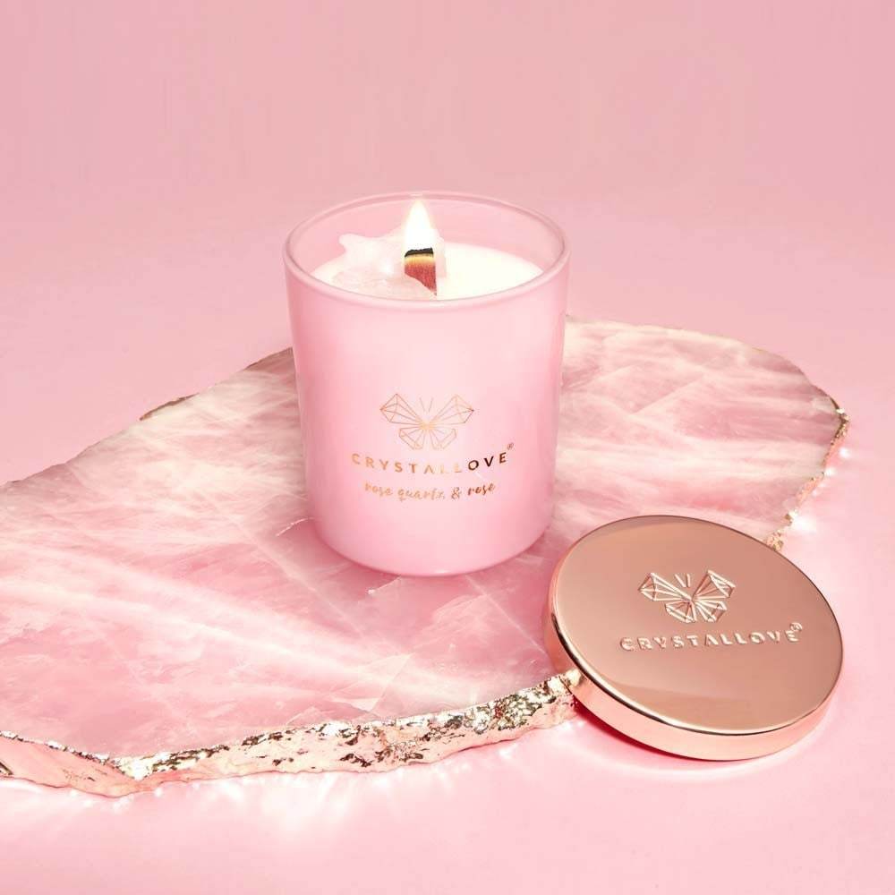 Crystallove Candle, Rose Quartz Sójová sviečka a ruža - 1 kus