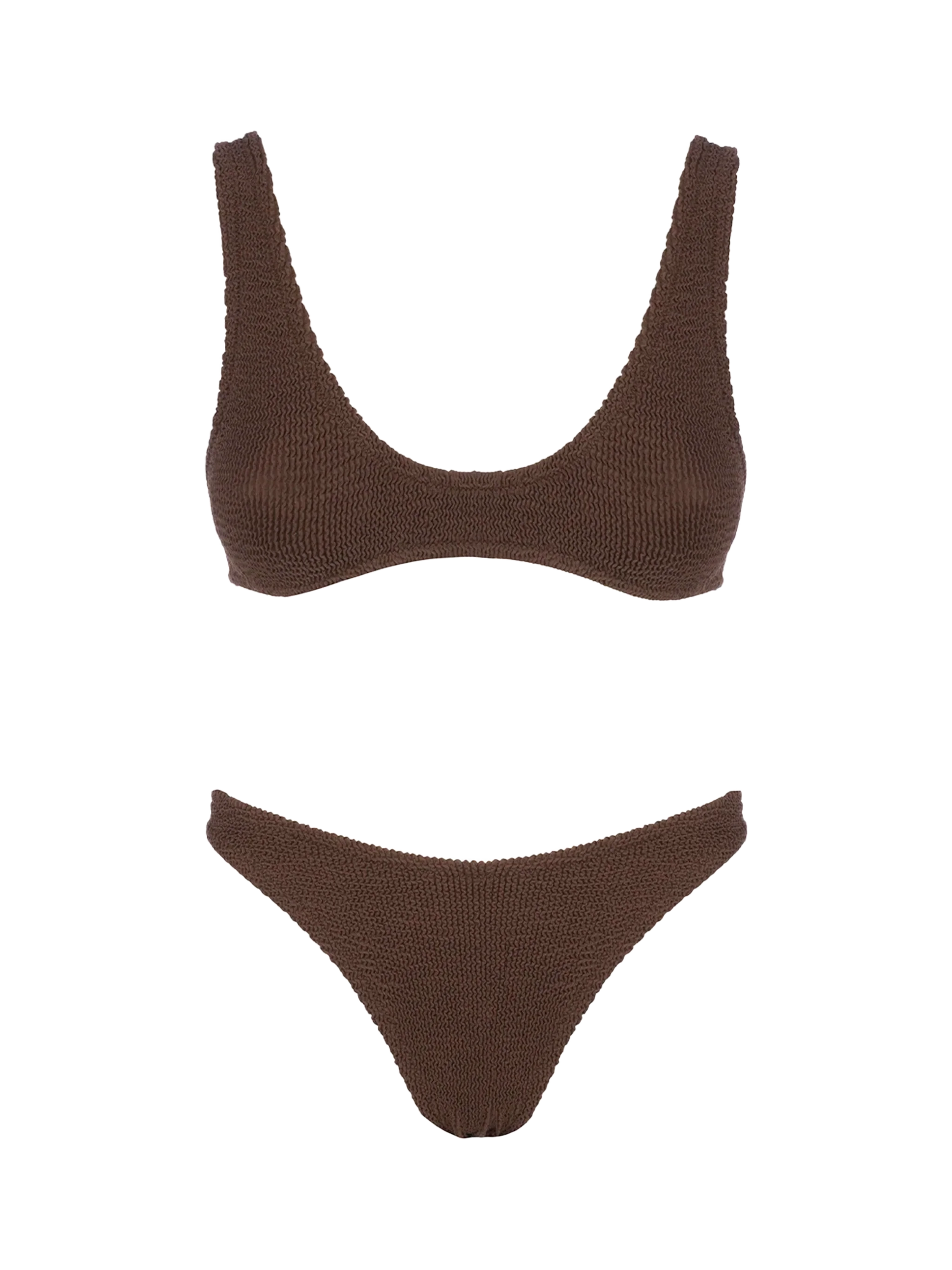 Pamy Elise's bruine bralette bikini