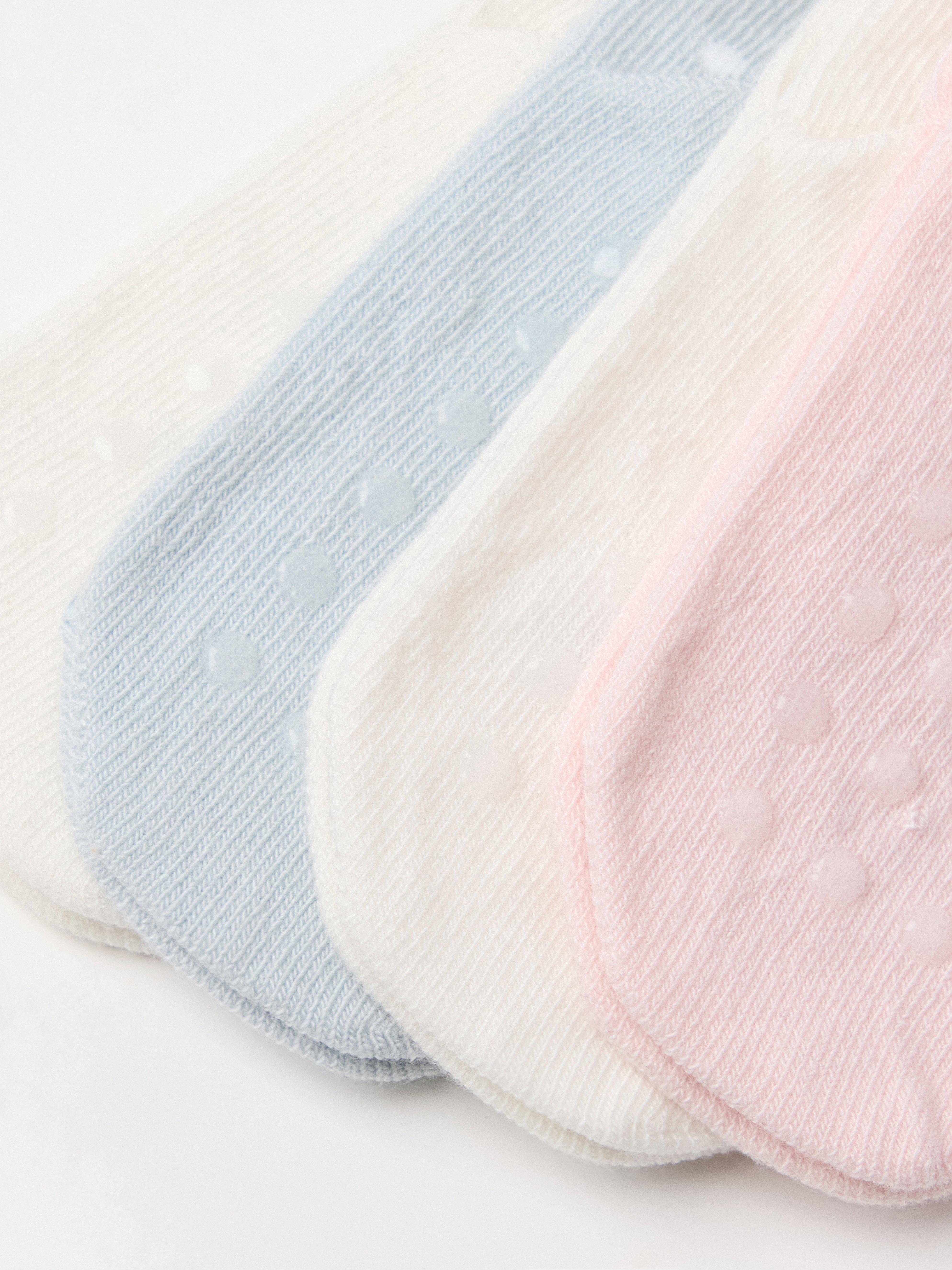 Pacote com 4 pares de meias na cor Branco Claro Acinzentado