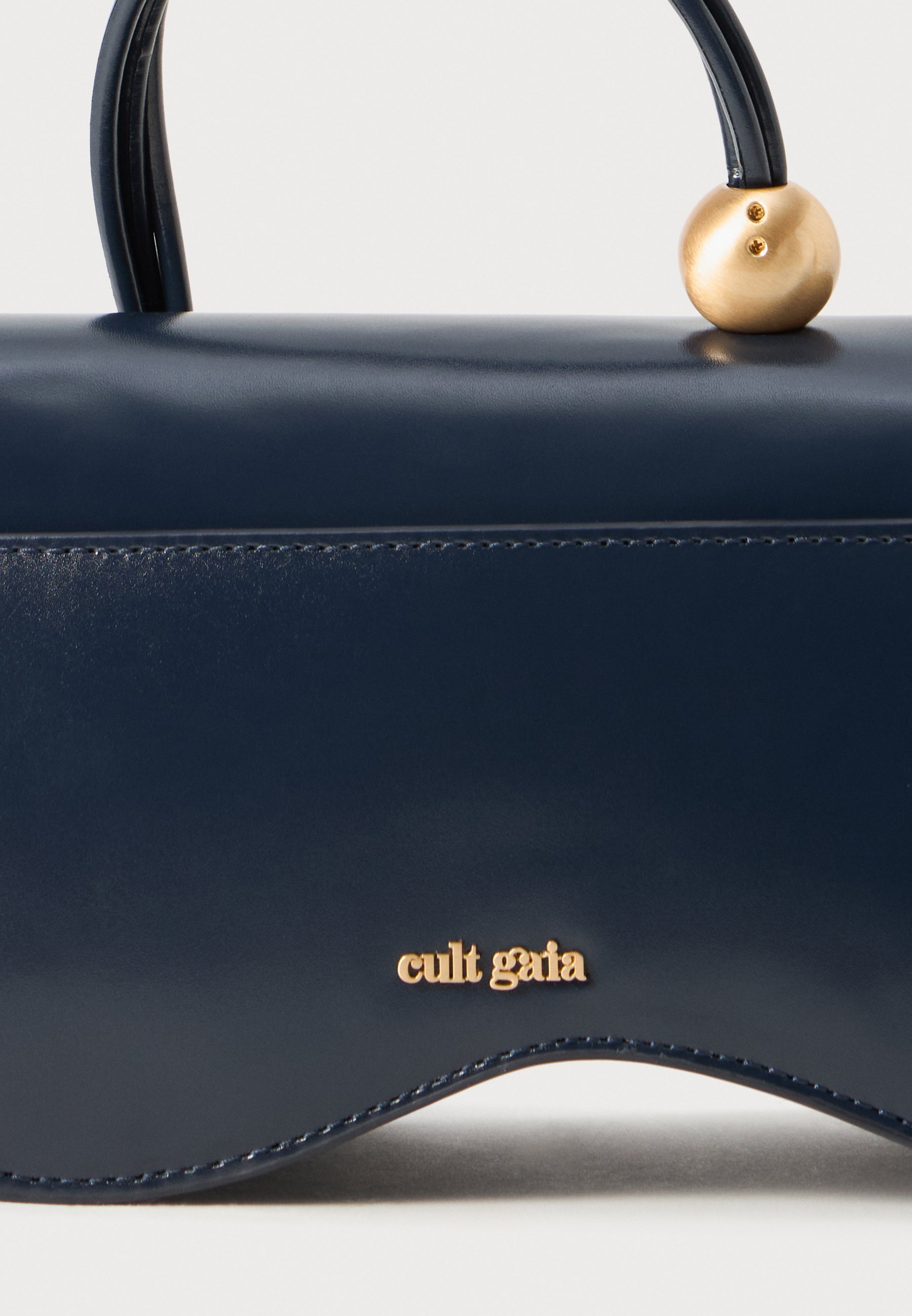 Cult Gaia KAZIA CROSS BODY - Kabelka - black