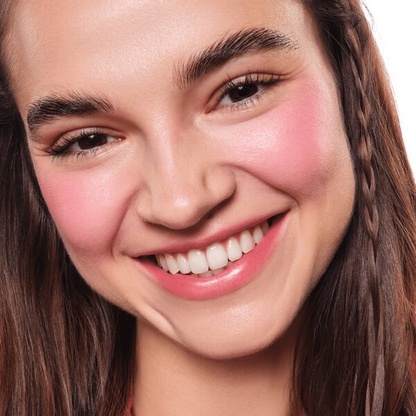 Essence Soft Touch 20 Electric Peony Bouncy Blush<br>5g