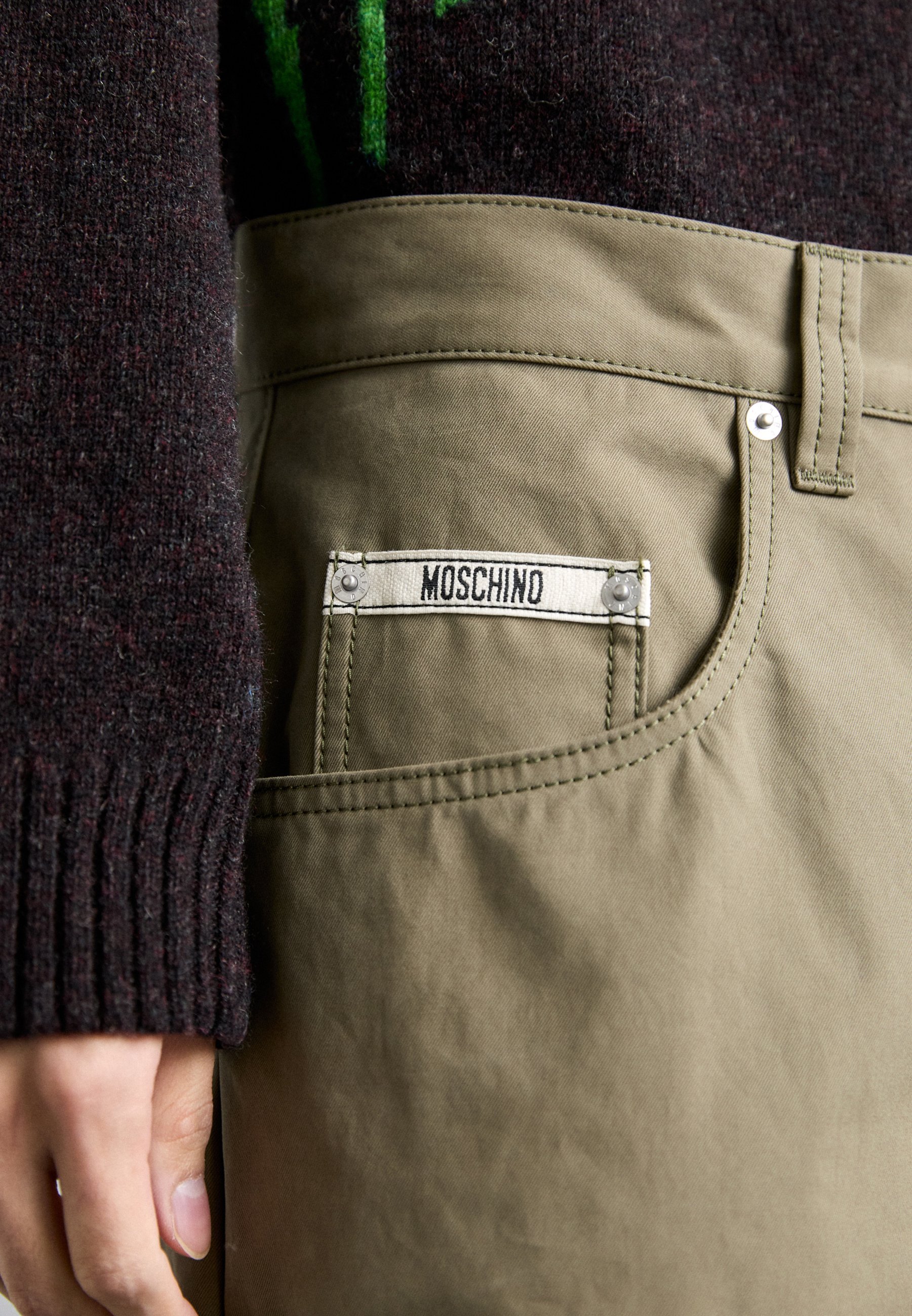 MOSCHINO TAPE - Pantaloncini - verde