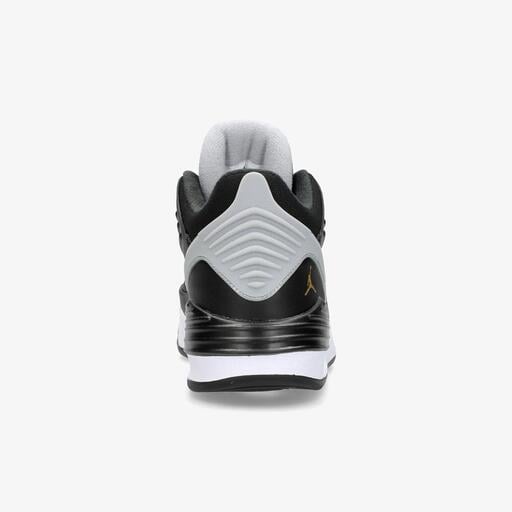 Nike Jordan Max Aura 5
