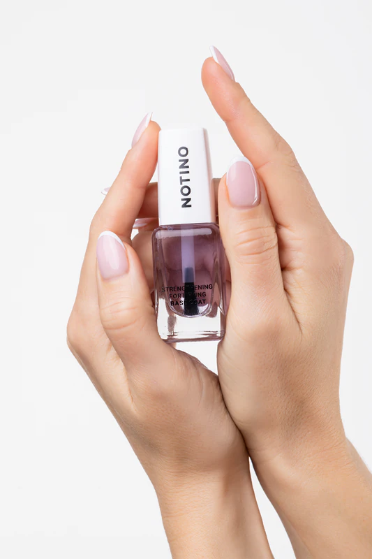 Base Fortificante para Unhas Notino Nail Care