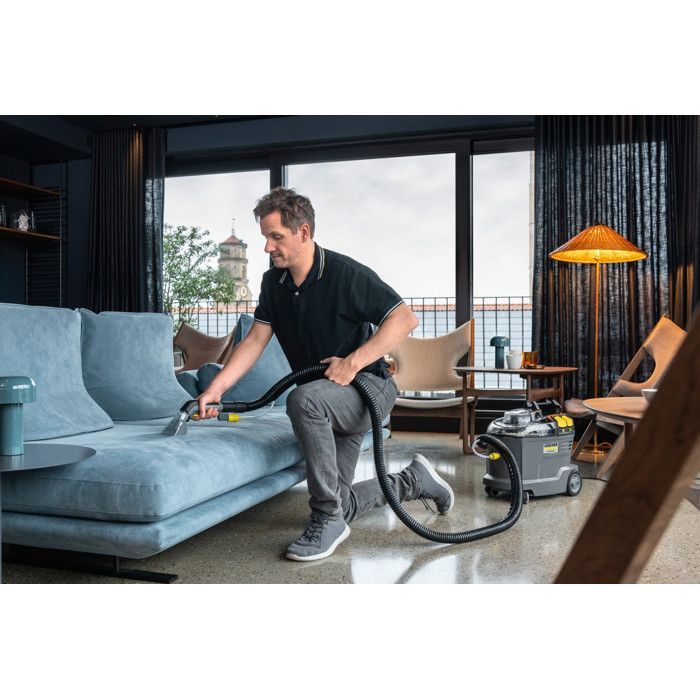 Limpiadora/inyectora de alfombras profesional Karcher Puzzi 8/1 - Potencia de 1200 W - Capacidad de 8 L
