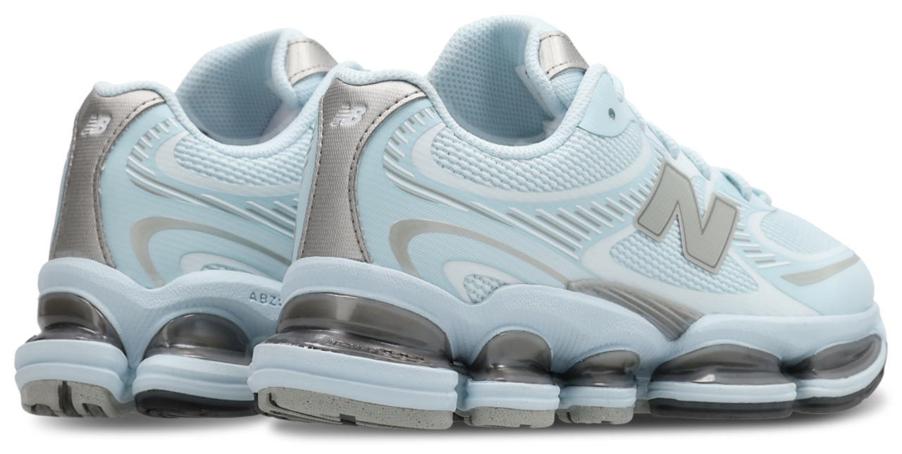 New Balance Abzorb 2000