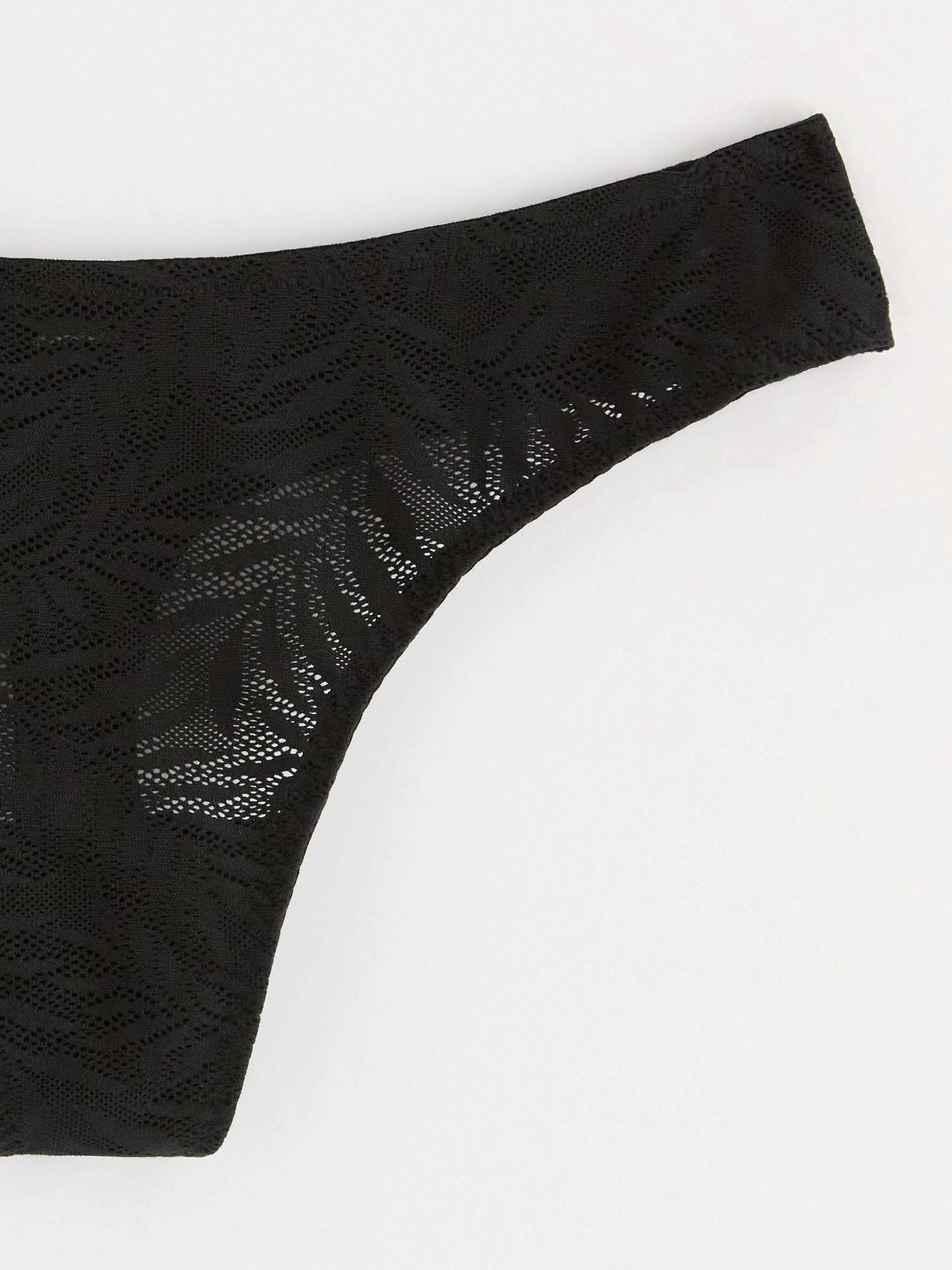 Stringtrosa i spets Black