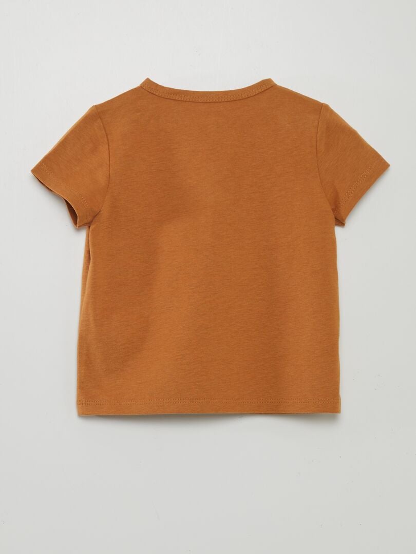 Effen T-shirt met knoopsluiting in de nek - ORANJE