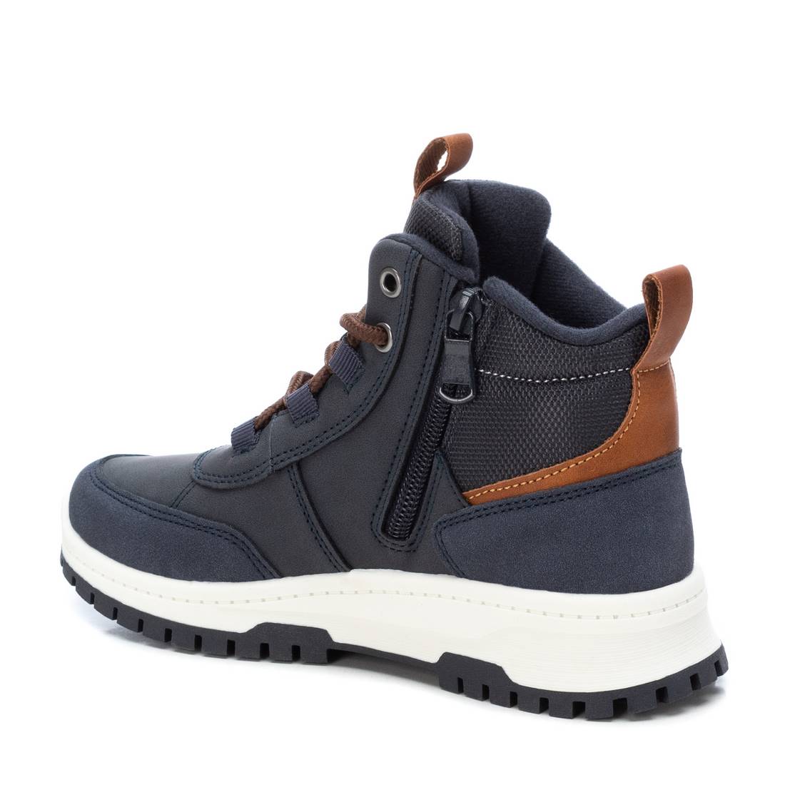  Sneaker Xti 150541