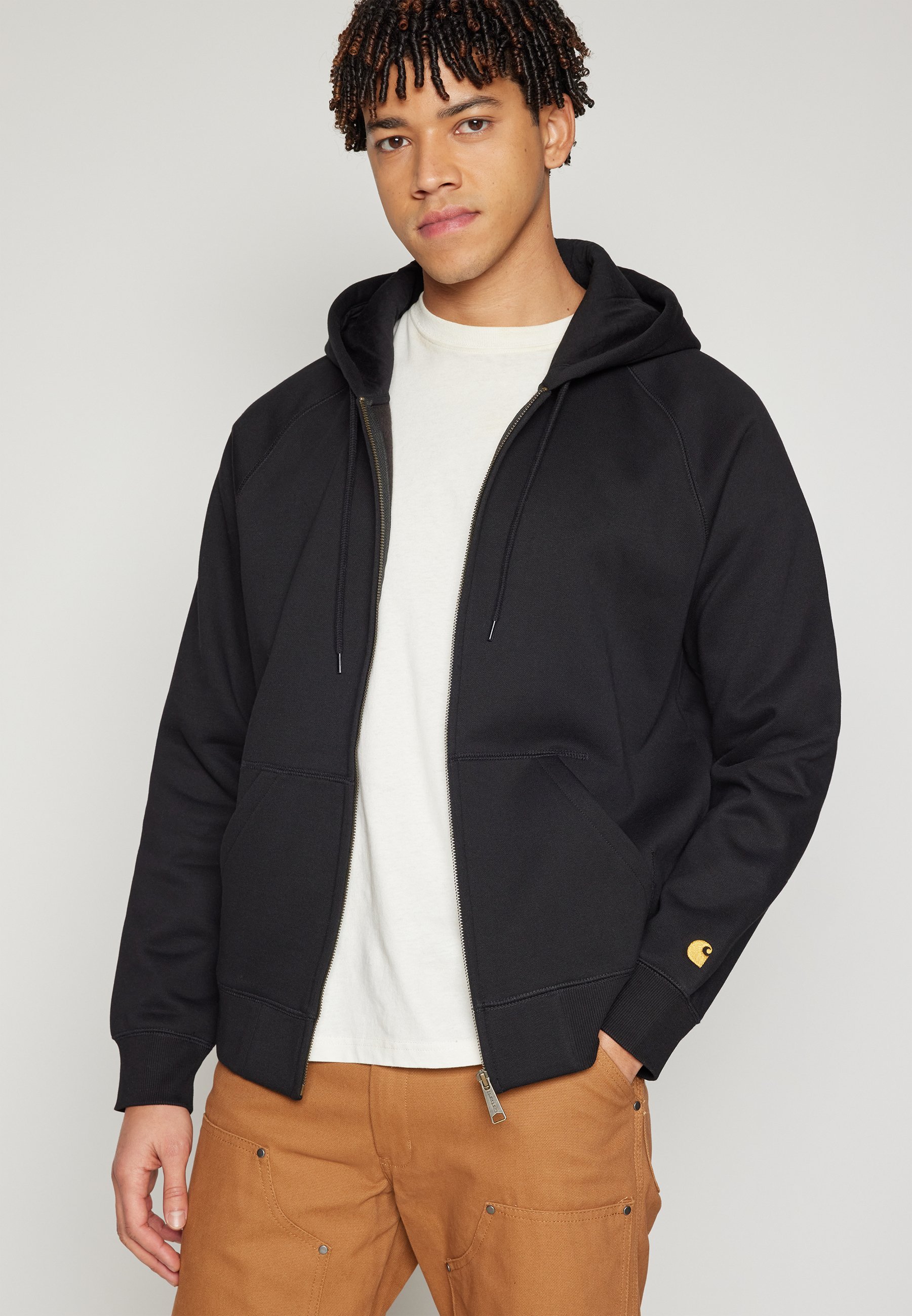 Carhartt WIP HOODED CHASE JACKET - Bluza z kapturem - czarno-złota
