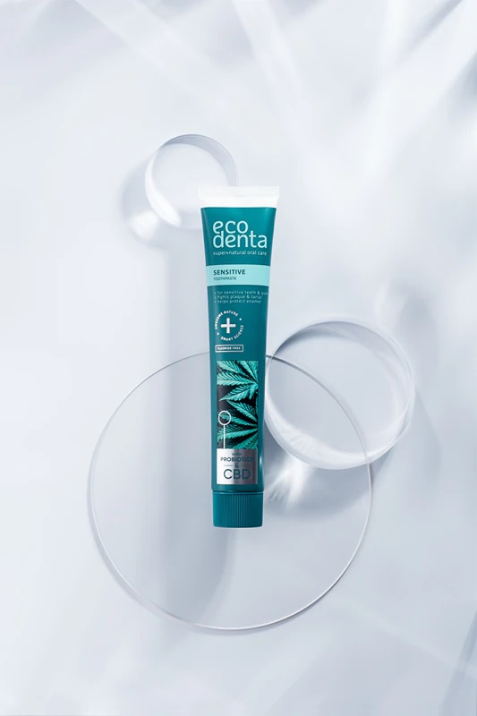 Ecodenta Sensitive CBD bioaktivna zobna pasta s CBD-jem
