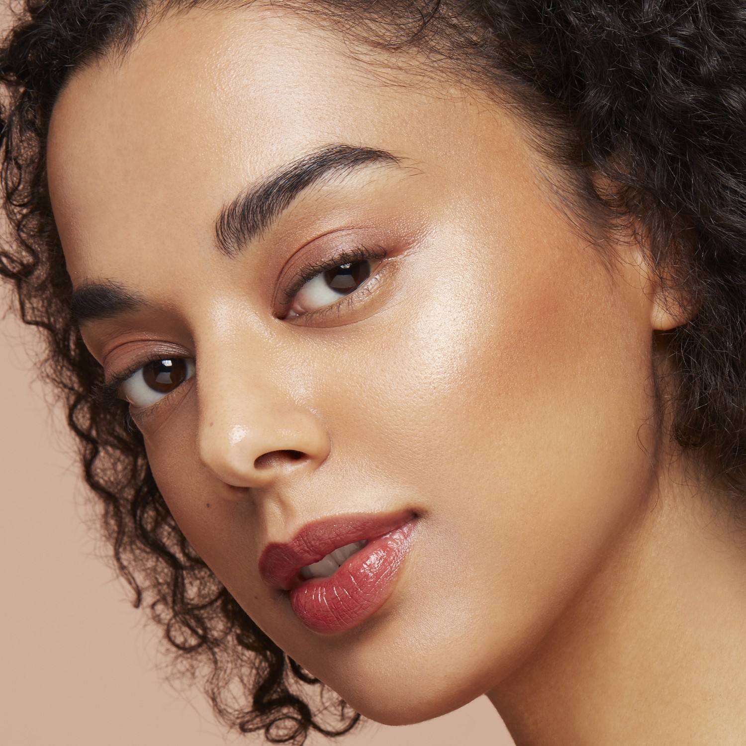Clé de Peau Beauté Highlighter El potenciador facial iluminador - 10 g