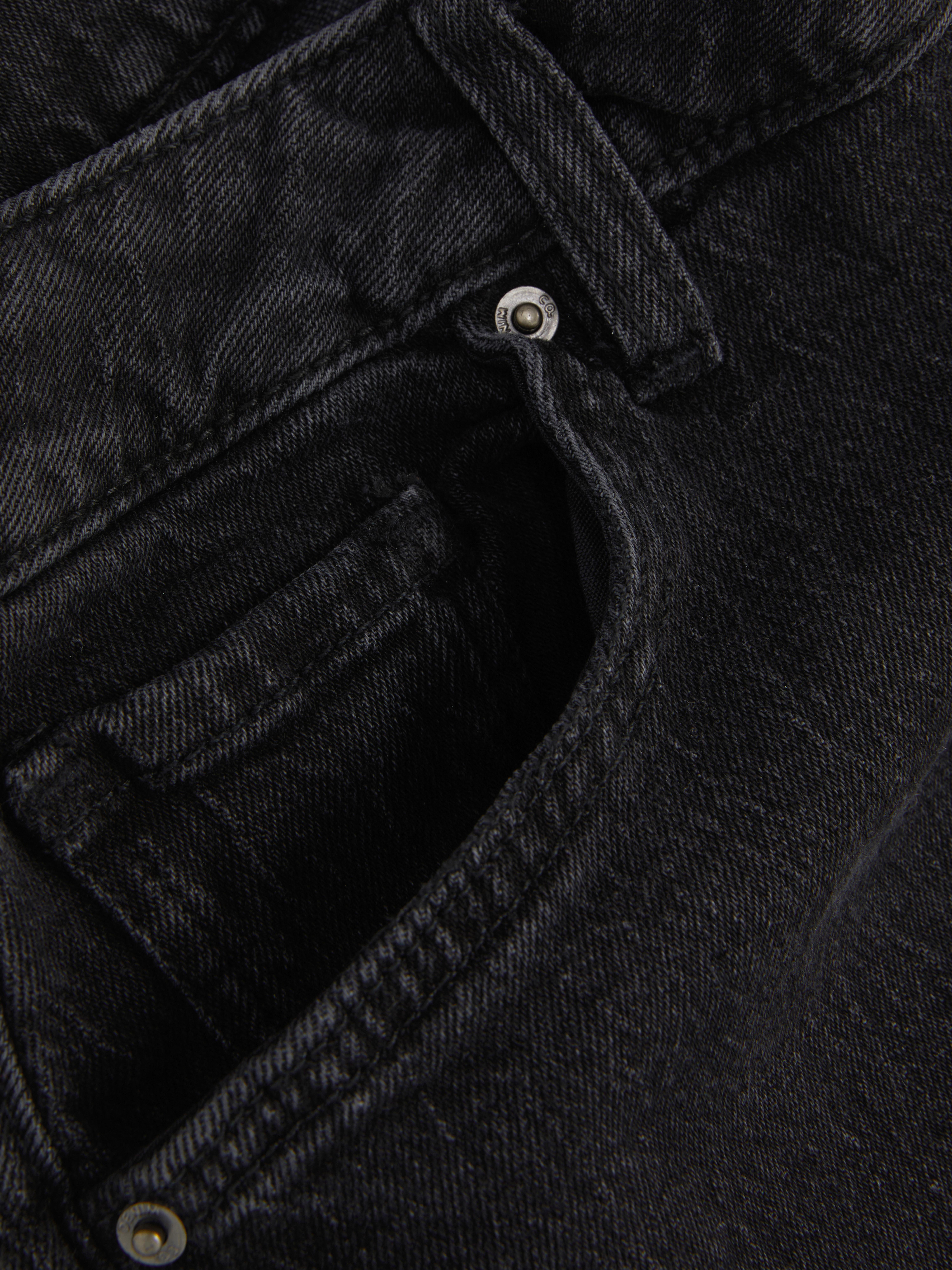 Schmal geschnittene Jeans mit geradem Bein – Entdecken Sie Ihre neue Lieblingsjeans aus Baumwolle