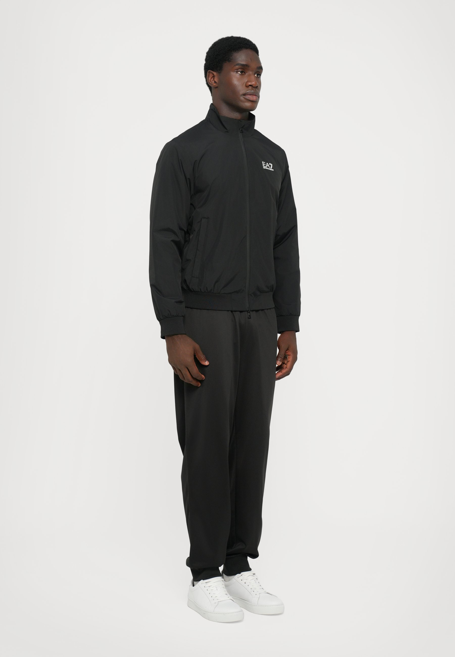 EA7 Emporio Armani TRAIN CORE JACKET - Giacca invernale - nera