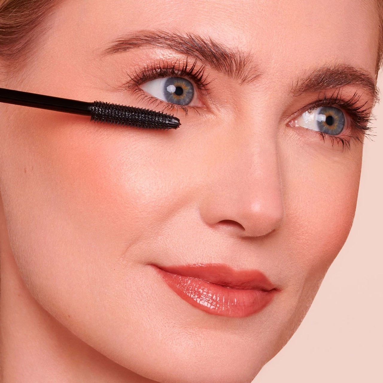„Terry Mascara Lash Expert“ blakstienų tušas su besisukančiu šepetėliu – 8,3 g