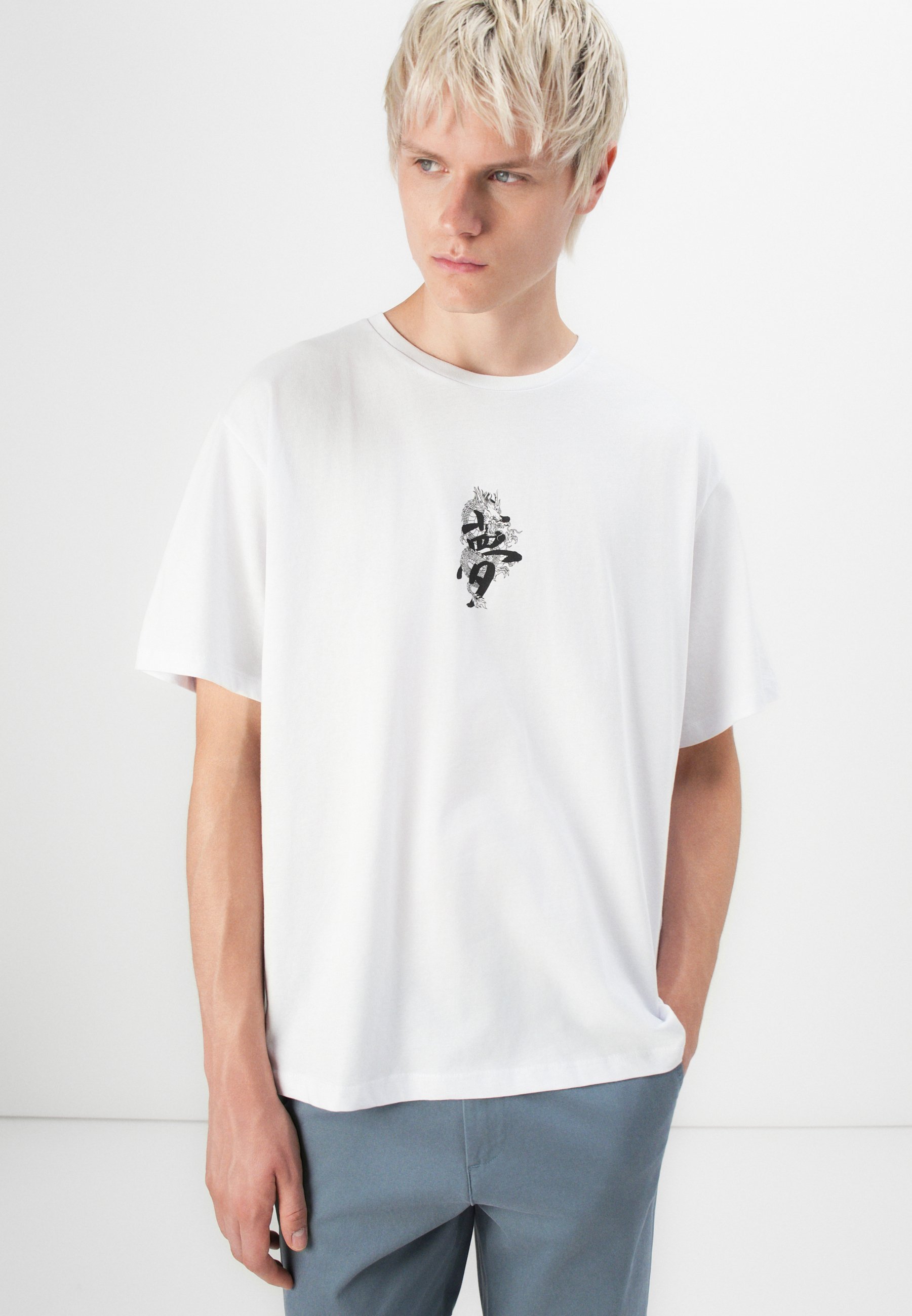 Jack & Jones JJMIKO TEE CREW NECK - Koszulka z nadrukiem - biała