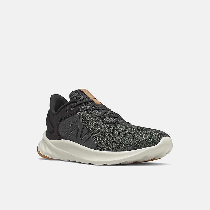Dziecięcy Fresh Foam Roav - czarny z białym